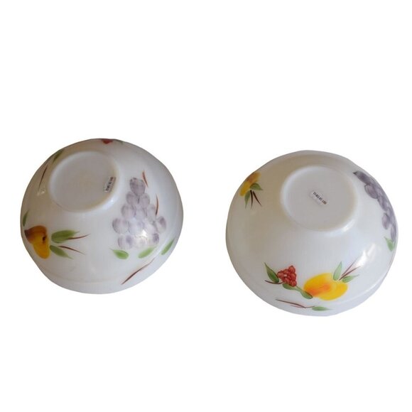 2 Vintage Fire King Ware Gay Fad Oven Safe Bowls Milk Glass TV Prop "This is Us" - Picture 3 of 9
